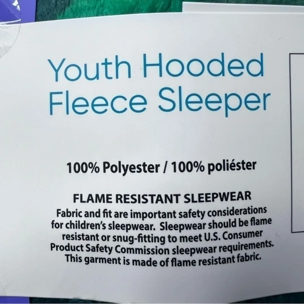 NWT Saint Eve youth hooded sleeper size. 5/6